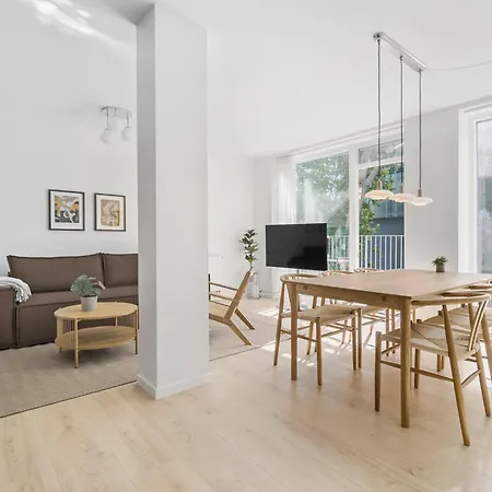 Lägenhet Amazing 2br W Balcony In The Heart Of *