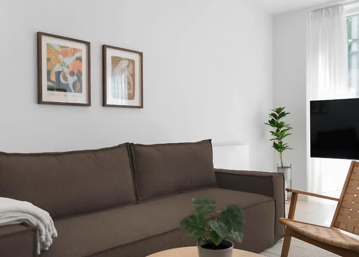 Inner Grand Apartment *